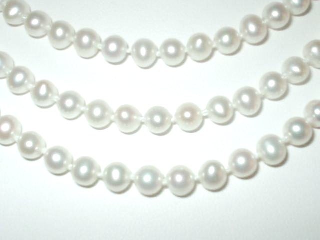 Pearl Choker Necklace-Triple Strand