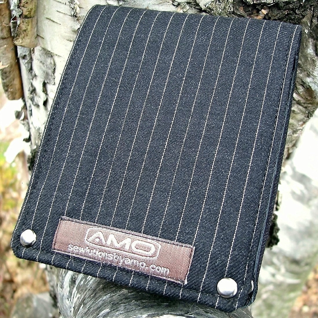 Men's Leather Billfold Wallet - Metro Man Bifold --- American Gangster - Black Wool