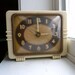 Vintage 50s GENERAL ELECTRIC CLOCK / Shelf or Desk / Plugs In and Runs