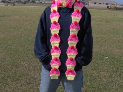 cupcake scarf