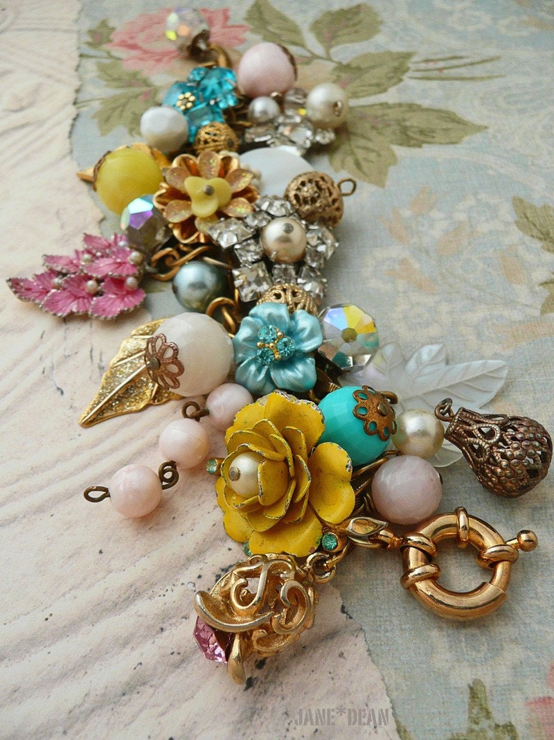 Vintage Flower Garden Bracelet