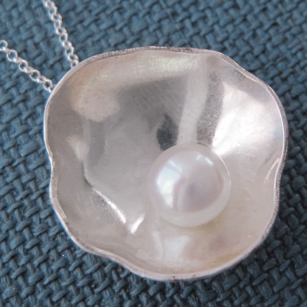 Oyster Necklace