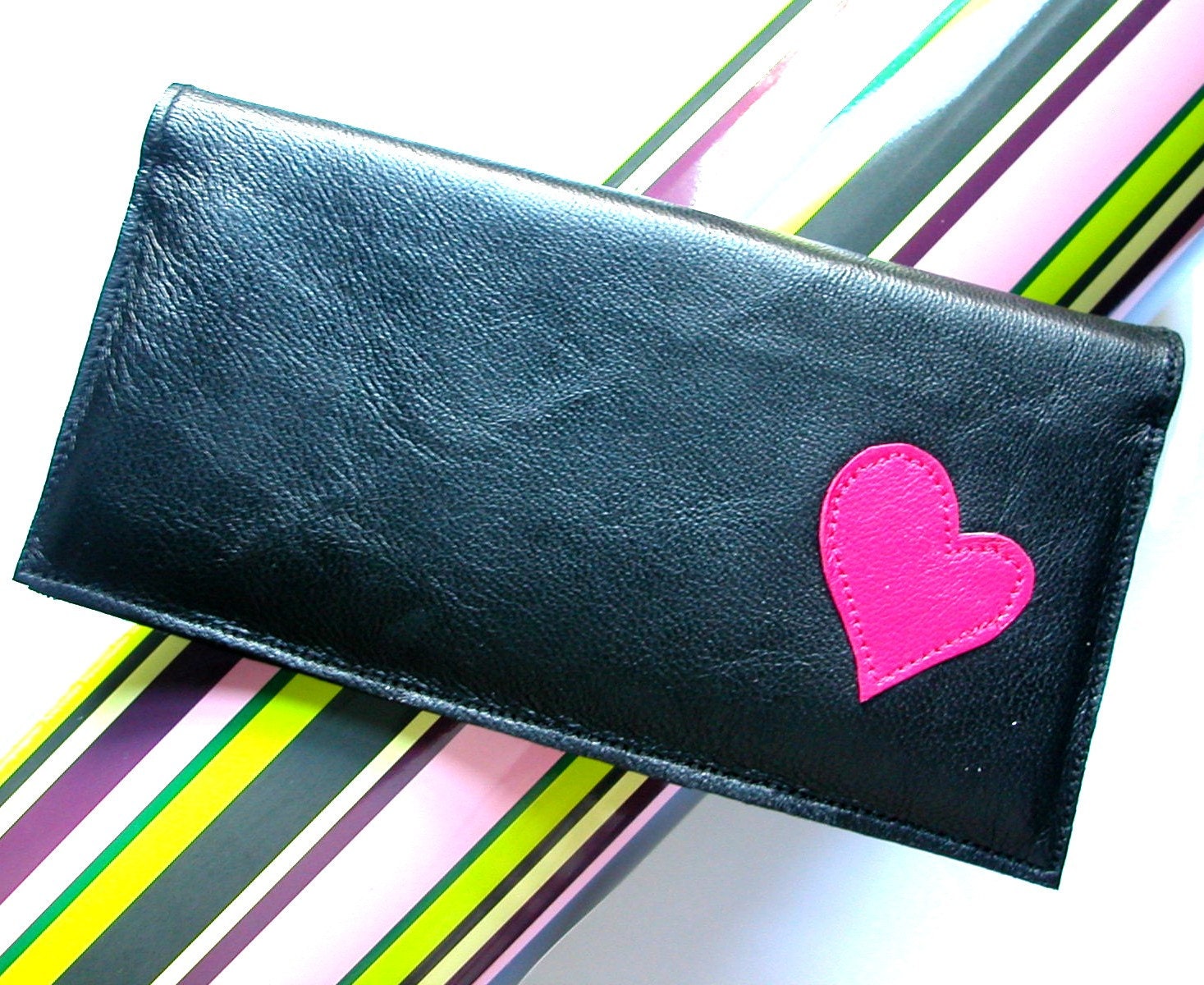 Berri Heart Leather Checkbook Cover, Checkbook Holder, Check Book Cover Checkbook Wallet-Heart Applique