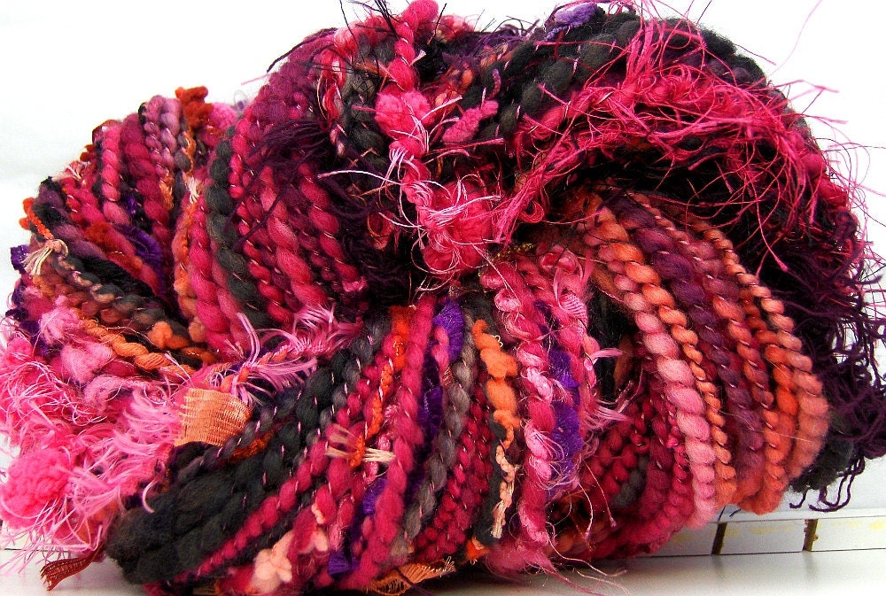 HandSpun Art Yarn merino wool bulky yarn Coral Berry 71 yards