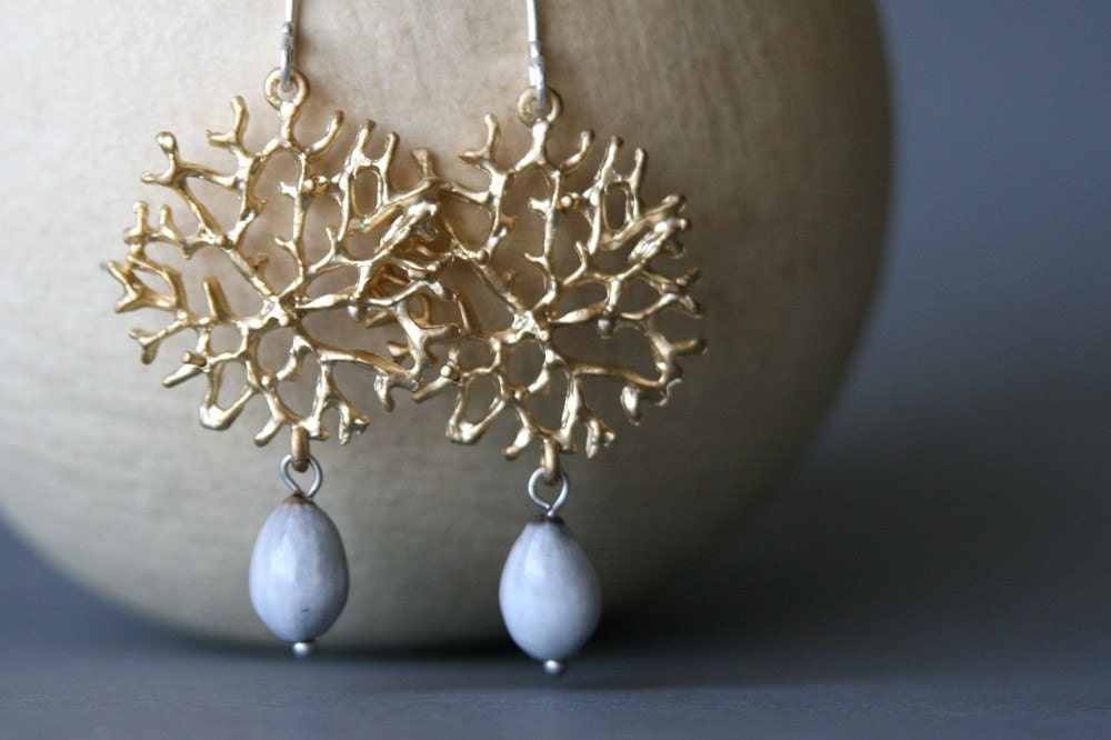 snowflake earrings with natural seeds and fine silver ear wires - bohemian chic - drop earrings
