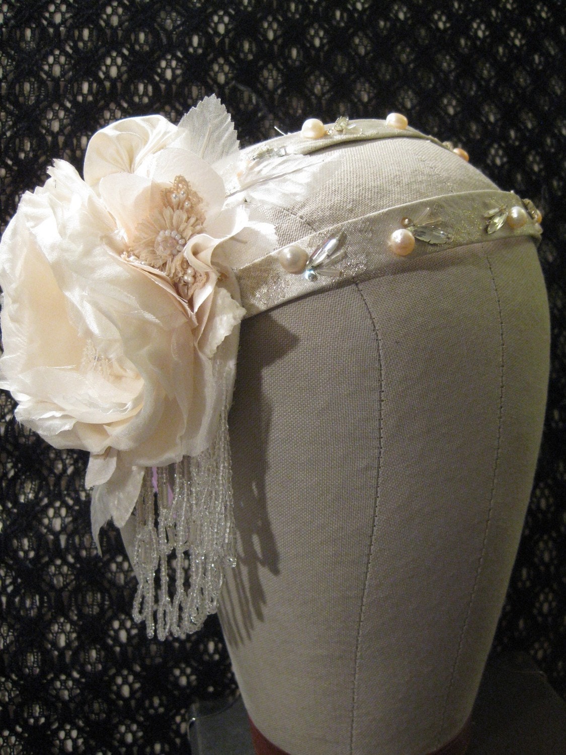 custom bridal - flapper wedding fascinator -  1920s - headband - ivory cream white - beaded - silk rose - vintage lace