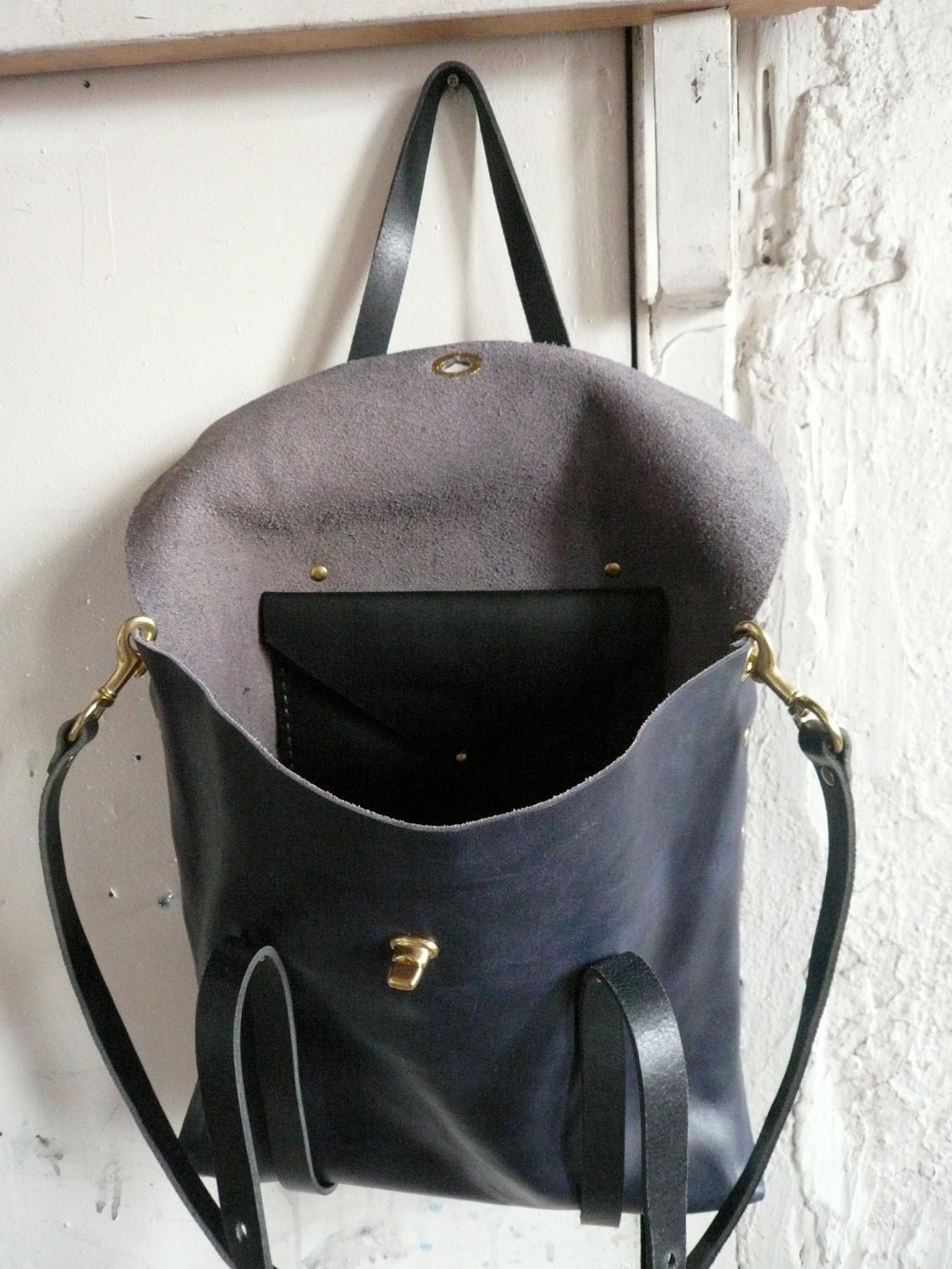 the midnight tote in black and navy