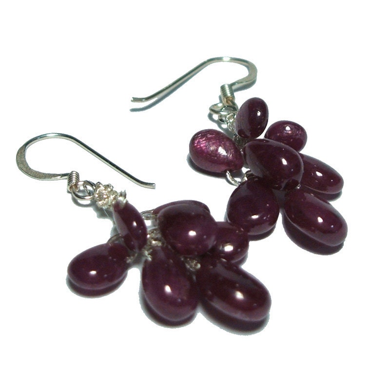 Dangle Earrings - Ruby