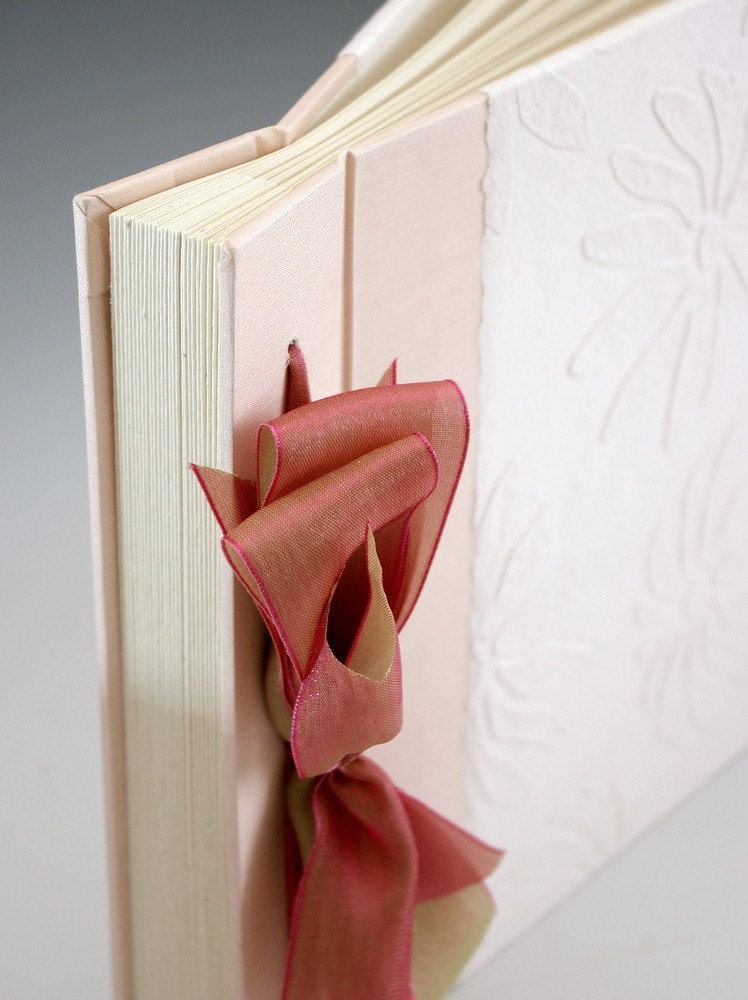 Handmade Photo Album - Pink Embossed Daisy - Small