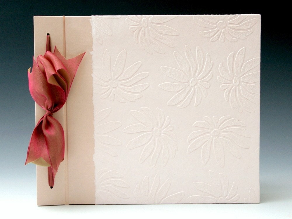 Handmade Photo Album - Pink Embossed Daisy - Large