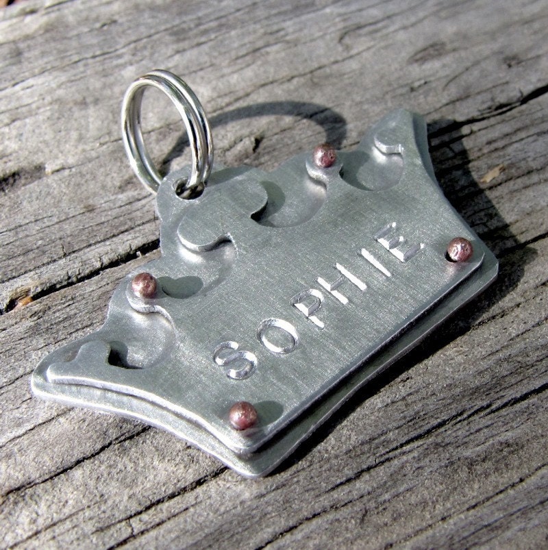 Crown Tag