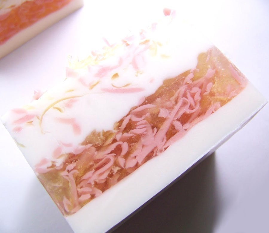 Shea Butter Handmade Soap - Raspberry Tomato Leaf