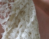 Snowflake White Lace Collar Cornsilk Maize Blouse - Flaxen Straw Silk - Vintage Lacy Handmade Original - Pleated Shirt Top - S to M