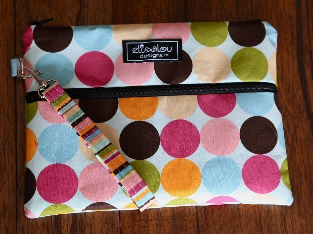 Apple iPad / Wristlet / Padded Pouch / Bag- Big Dot