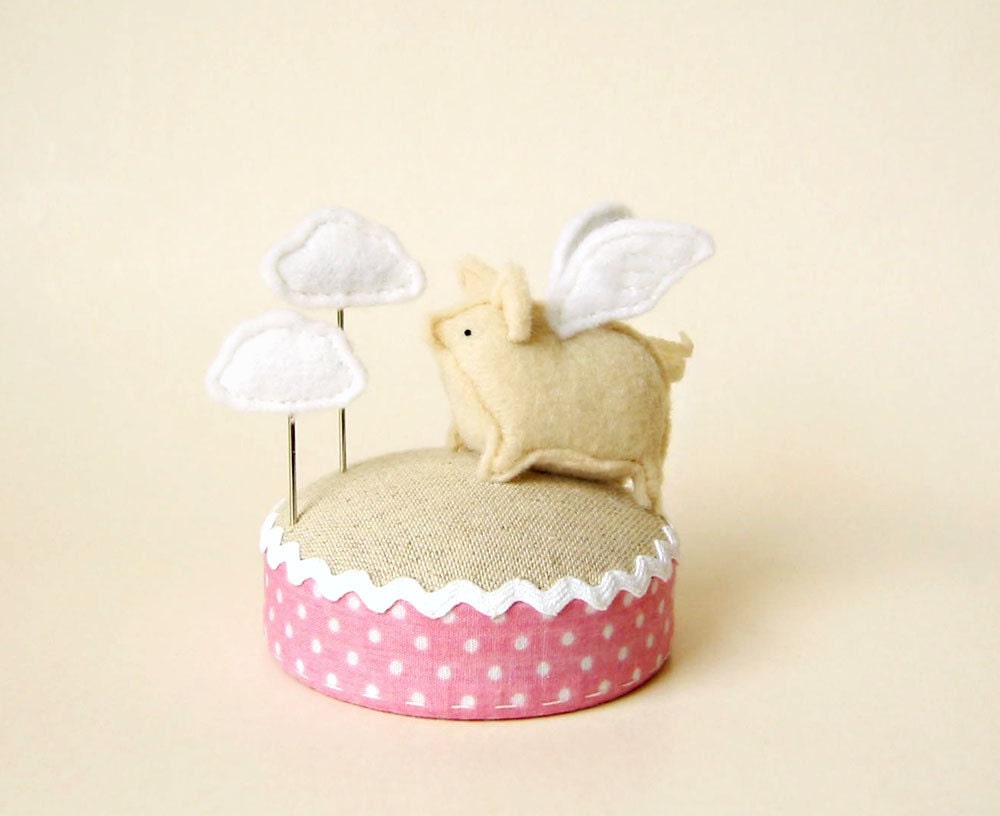 pig pincushion