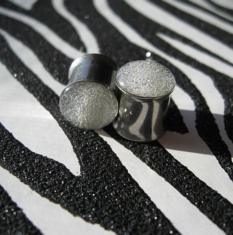 Glam 7/16" 11mm Glow in the Dark Double Flare Plugs