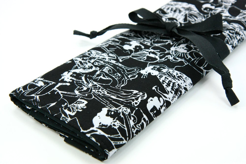 Large Knitting Needle Case or Art Tool Organizer - Geishas - 30 black pockets for all sizes, circular, straight, dpns or paint brushes