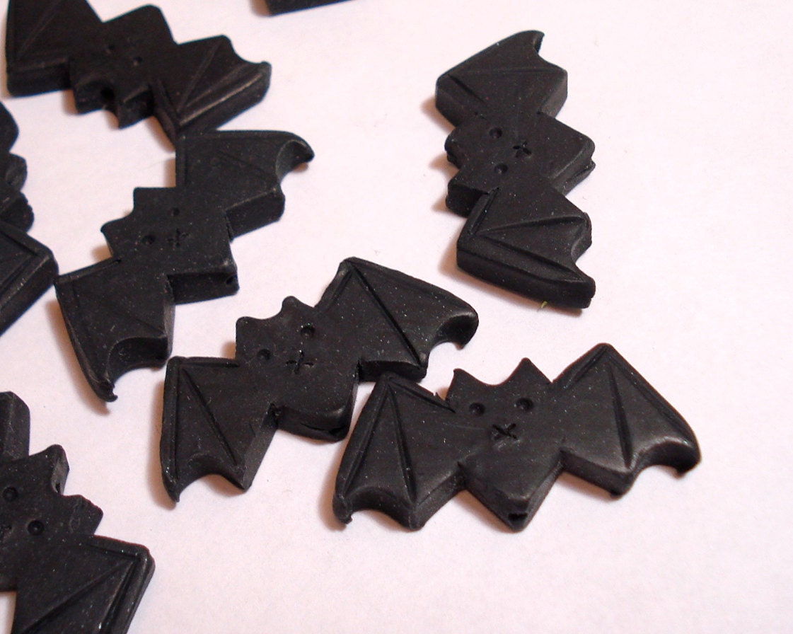 Tiniest Cute Bat Beads (4 pc)