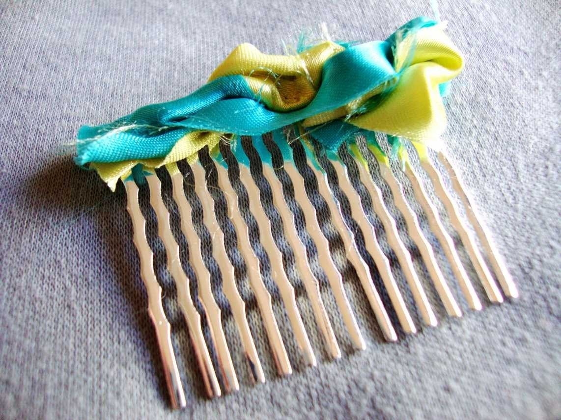 Spring Fling Hair Comb - Charmeuse