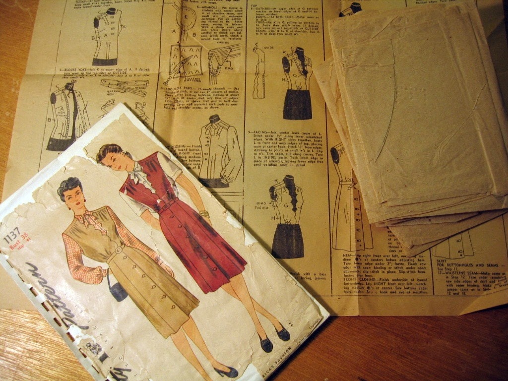 Vintage Jumper and Blouse Sewing Pattern Simplicity 1137 B38 W32 H41