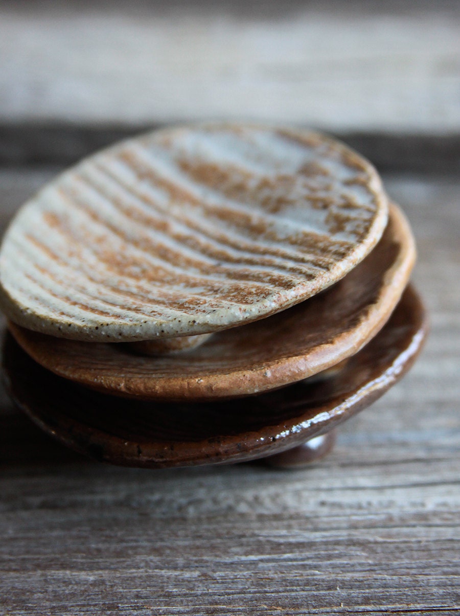 Set of Three Brown Glazed Wood Grain Pottery Trays - Faux Bois