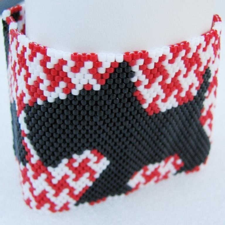 Scotties on Houndstooth Peyote Cuff Bracelet (2459) - A Sand Fibers Creation