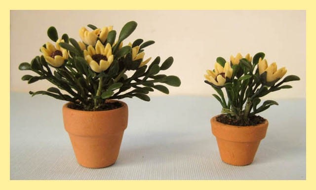 Miniature Dollhouse Pots With Flowering Plants, Pair