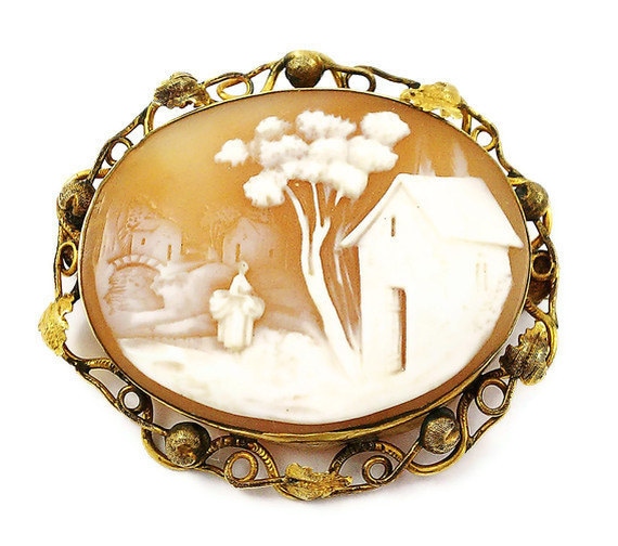 Scenic Carved Shell Cameo Brooch 1910's