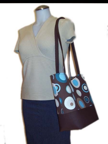 Mocha Bubbles Tote bag
