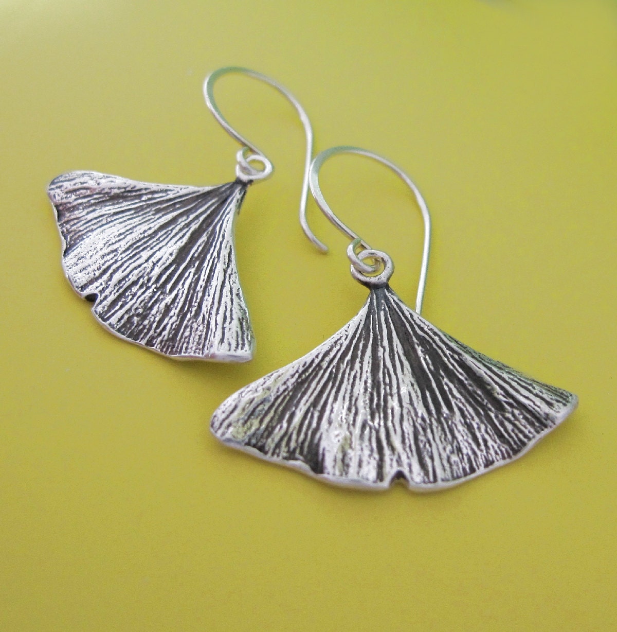Sterling Silver Ginkgo Leaf Earrings Medium by esdesigns on Etsy