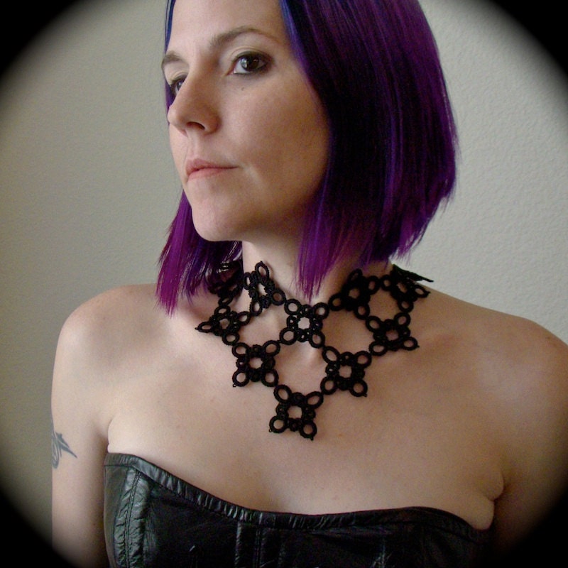 Tatted Lace Necklace - Lace Maille Simple