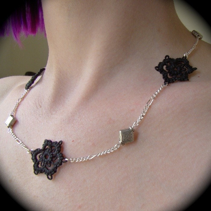 Tatted Necklace - Oh My Stars and Flowers