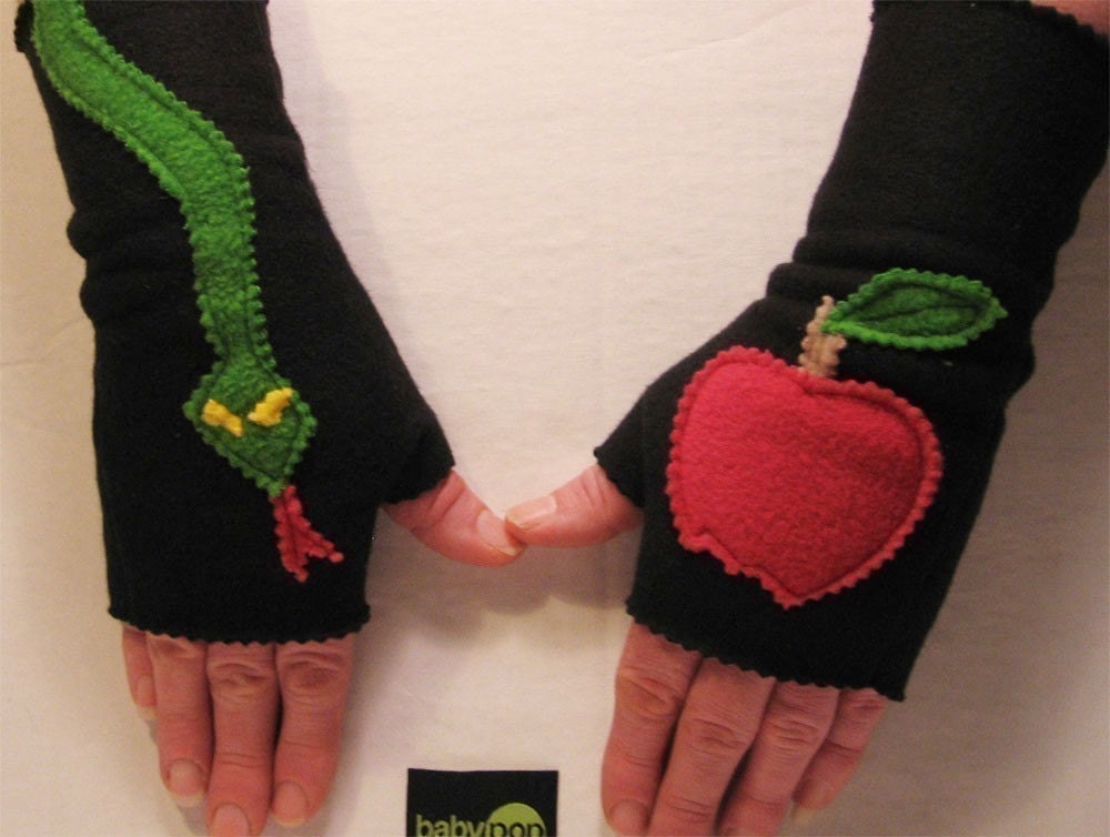 Ms.Pacman and her pursuer Black Adult Fingerless Gloves