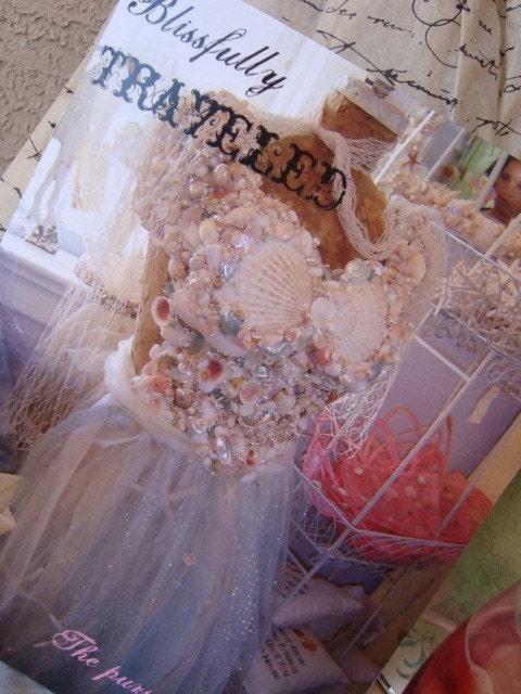 Blissfully Traveled Magazine shabby chic,altered art, zNe