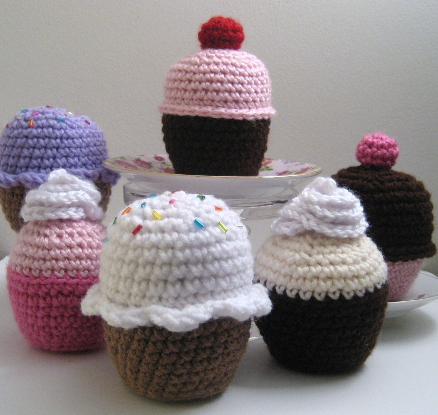 Sale - Amigurumi Cupcake Crochet Pattern Digital Download