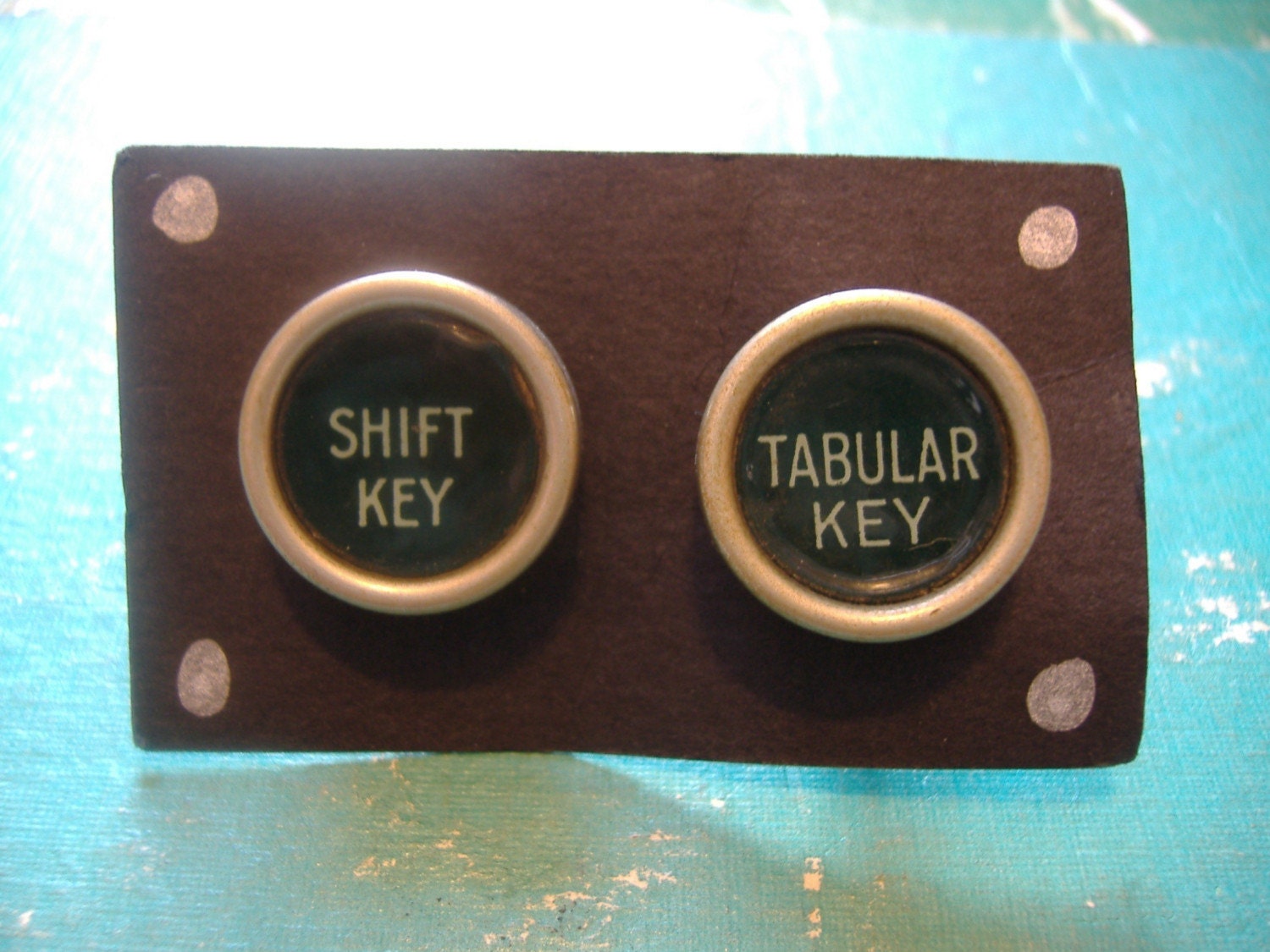 GREEN SHIFT KEY AND TABULAR KEY VINTAGE TYPEWRITER KEY CUFFLINKS RARE UNIQUE GIFT