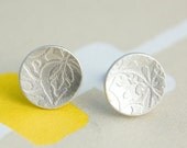 Elizabethan etched dish post earrings