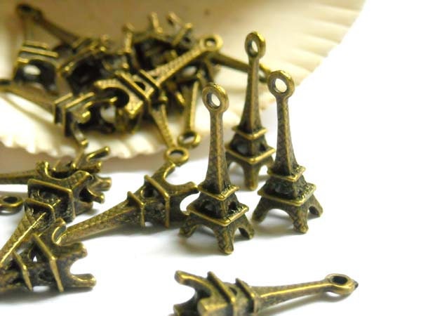 Antique Bronze Eiffel Tower Charms