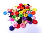 RAEWADOLLY 100pcs Button 15mm 4-hole