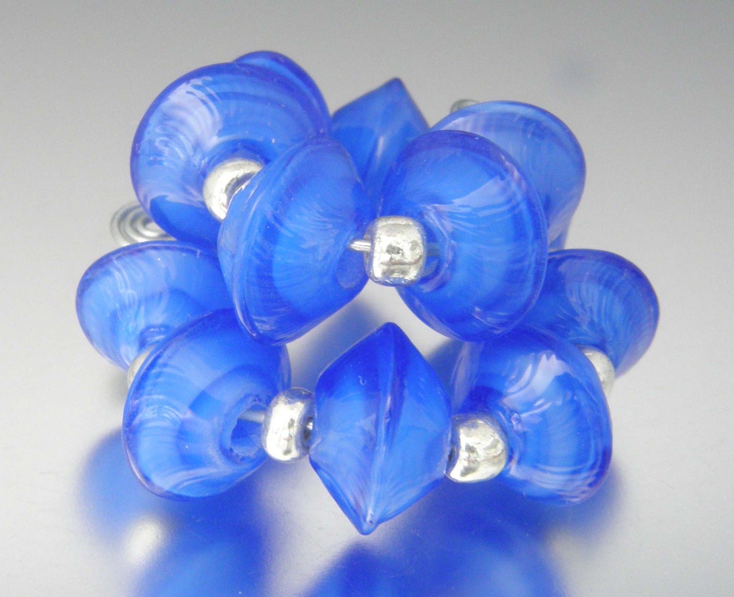 KILLERBEEDZ1 - Bluebelles - 12 Lampwork Beads
