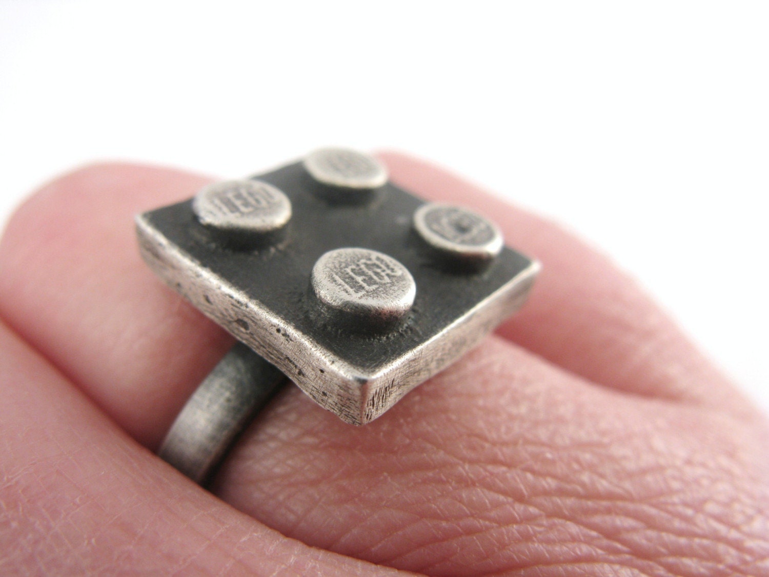 2X2 Building Block Ring