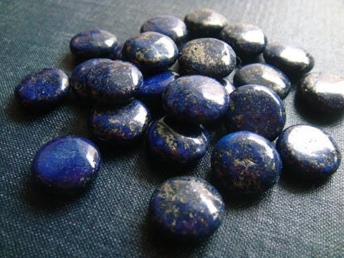16mm Smooth Lapis Lazuli Coin Beads - 16 inch Strand