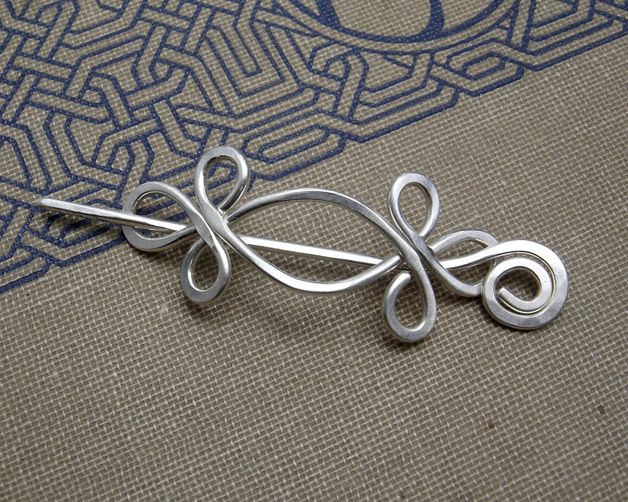 Little Celtic Double Crossed Loops Sterling Silver Lace Shawl Pin, Scarf Pin, Sweater Brooch Accessory - Women, Knitting Accessories