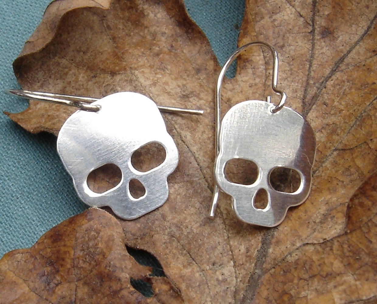 Skull Earrings - Skull Jewelry - Sterling Silver, Halloween, Dangle, Dia De Los Muertos
