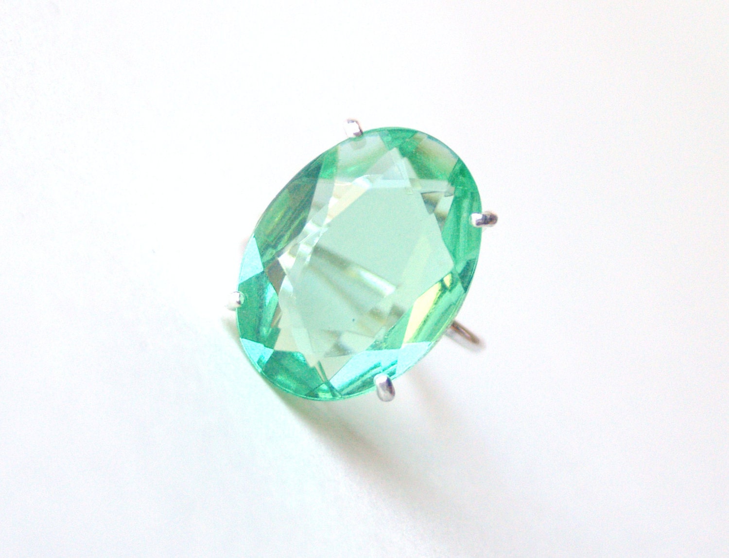 Vintage Green Glass Ring