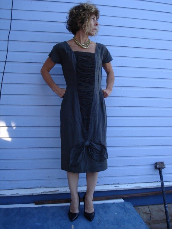 1960s Gray Silk Chiffon Cocktail Wiggle Dress by Anita Modes Size Medium