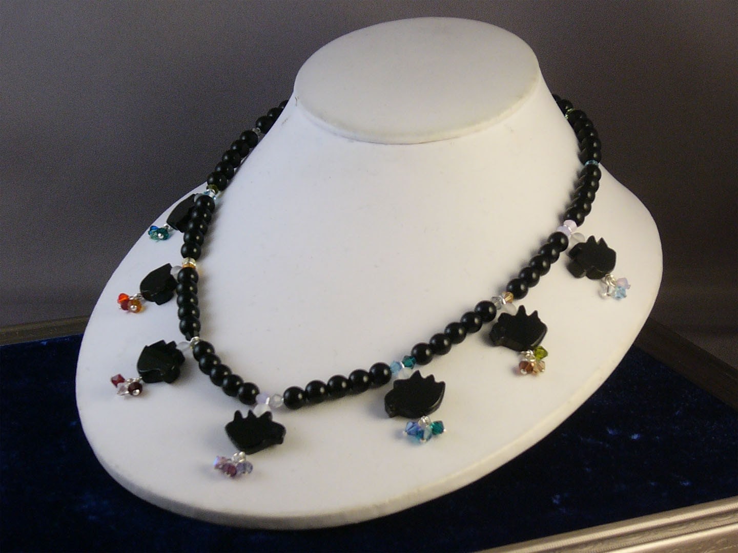 SALE -- Ravens Studying Jewels (184)