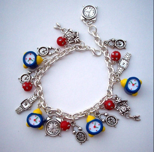 WATCHING TIME G0 BY Clock & Watch Charm Bracelet