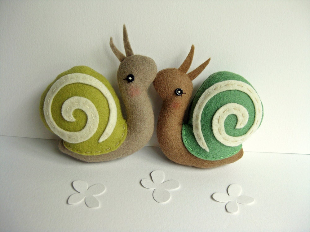 Tiny Snail Plush in Yellow