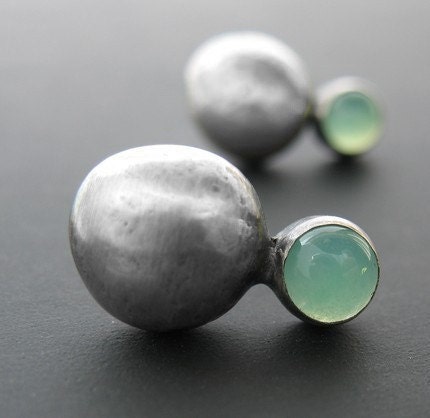 Chrysoprase and Silver Pebble Studs